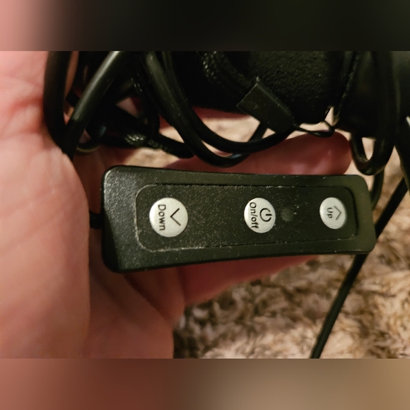 Table Microphone and Light - Picture 4 of 6